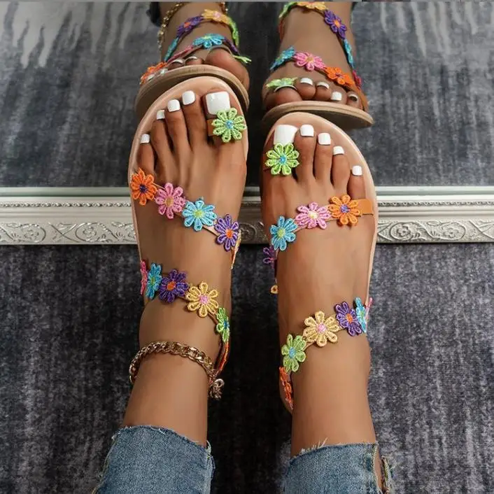 2022 Summer Women Sandals Sweet Boho Pearl Decoration Sandals Leather Flats Plus Size Women Beach Sand Holiday Shoes Zapatos
2022 Summer Women Sandals Sweet Boho Pearl Decoration Sandals Leather Flats Plus Size Women Beach Sand Holiday Shoes Zapatos