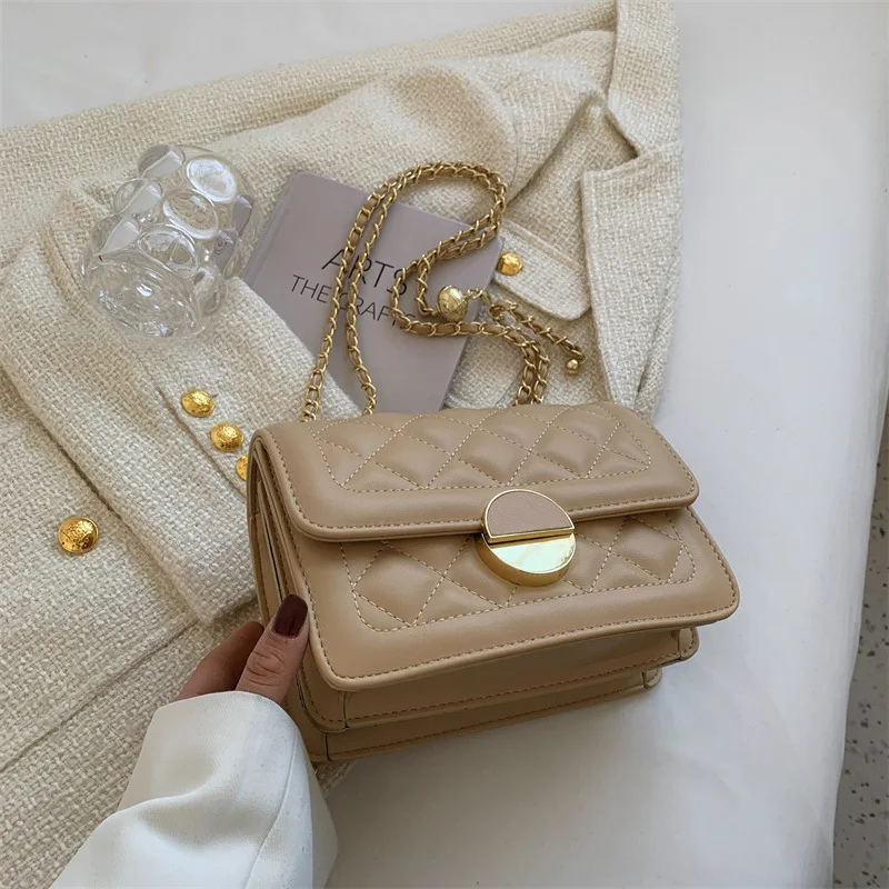 Popular One-shoulder Small Bag Women's Bag 2022 New Textured One-shoulder Bag Rhombus Chain Bag Messenger Small Square Bag
Popular One-shoulder Small Bag Women's Bag 2022 New Textured One-shoulder Bag Rhombus Chain Bag Messenger Small Square Bag