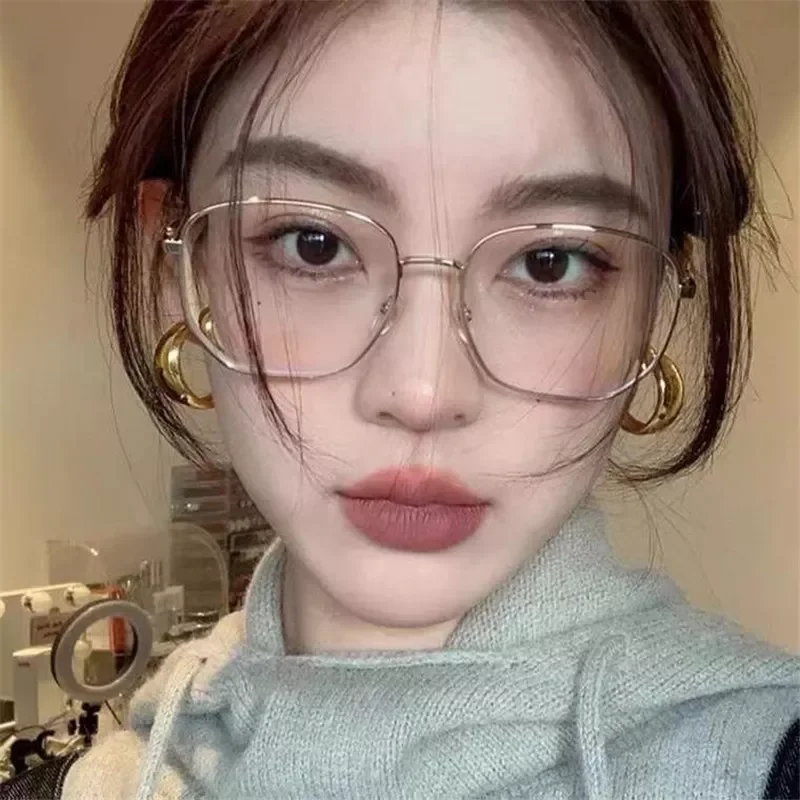 Metal Anti-Blue Light Glasses Women Men Vintage Cat Eye Trending products Computer Game Goggles Blue Ray Blocking Eyeglasses tre
Metal Anti-Blue Light Glasses Women Men Vintage Cat Eye Trending products Computer Game Goggles Blue Ray Blocking Eyeglasses tre