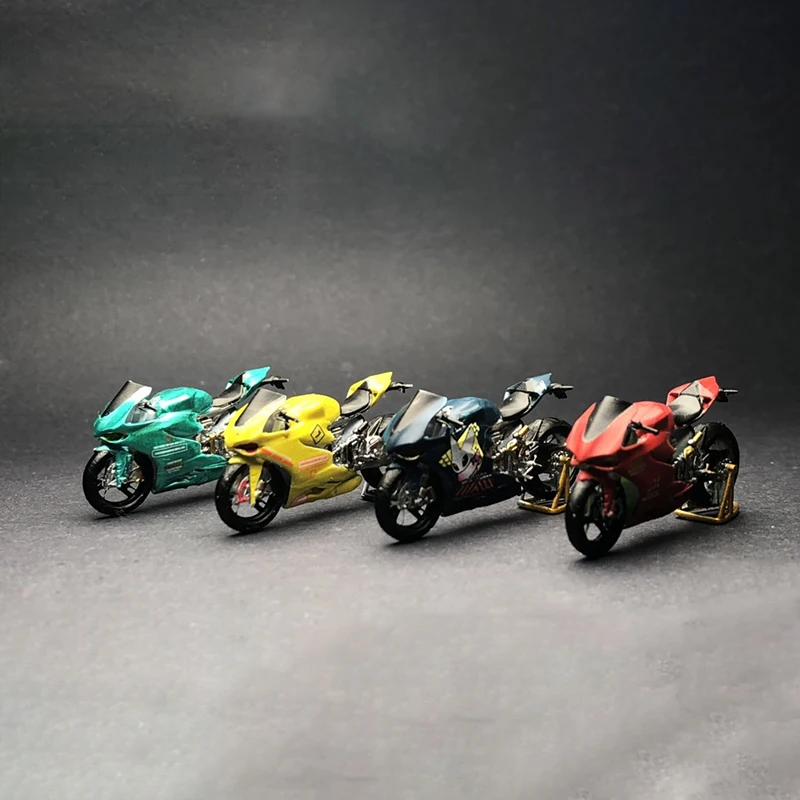 Diecast Allloy 1/64 Scale Motorcycle Model Simulation Static Display Motorcycle Fan Gifts Souvenirs Boys Birthday Gifts
Diecast Allloy 1/64 Scale Motorcycle Model Simulation Static Display Motorcycle Fan Gifts Souvenirs Boys Birthday Gifts