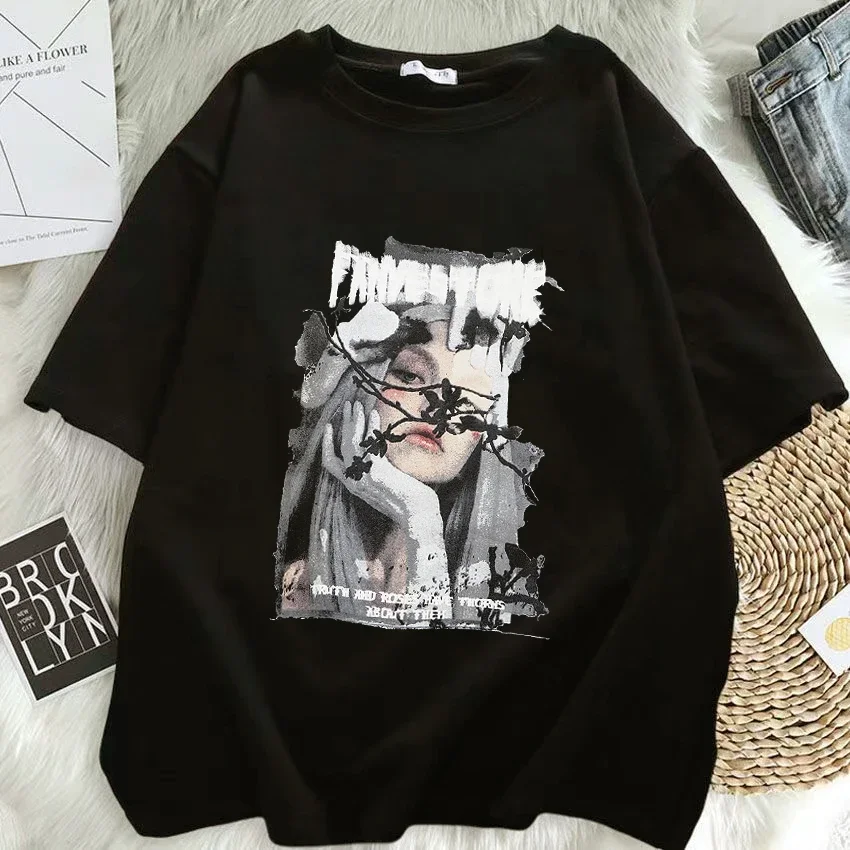 Women's T-shirt Harajuku Girl Letter Graffiti Printed T-shirt Men O-Neck Streetwear Couple Casual Fashion Tops Tees Summer
Women's T-shirt Harajuku Girl Letter Graffiti Printed T-shirt Men O-Neck Streetwear Couple Casual Fashion Tops Tees Summer