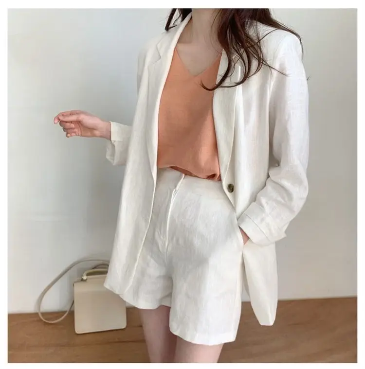 Korean Fashion Linen Two Piece Blazer Sets Women Long Sleeve Blazer + Shorts Suits Outfits Casual Elegant Office Ladies Set 2022
Korean Fashion Linen Two Piece Blazer Sets Women Long Sleeve Blazer + Shorts Suits Outfits Casual Elegant Office Ladies Set 2022