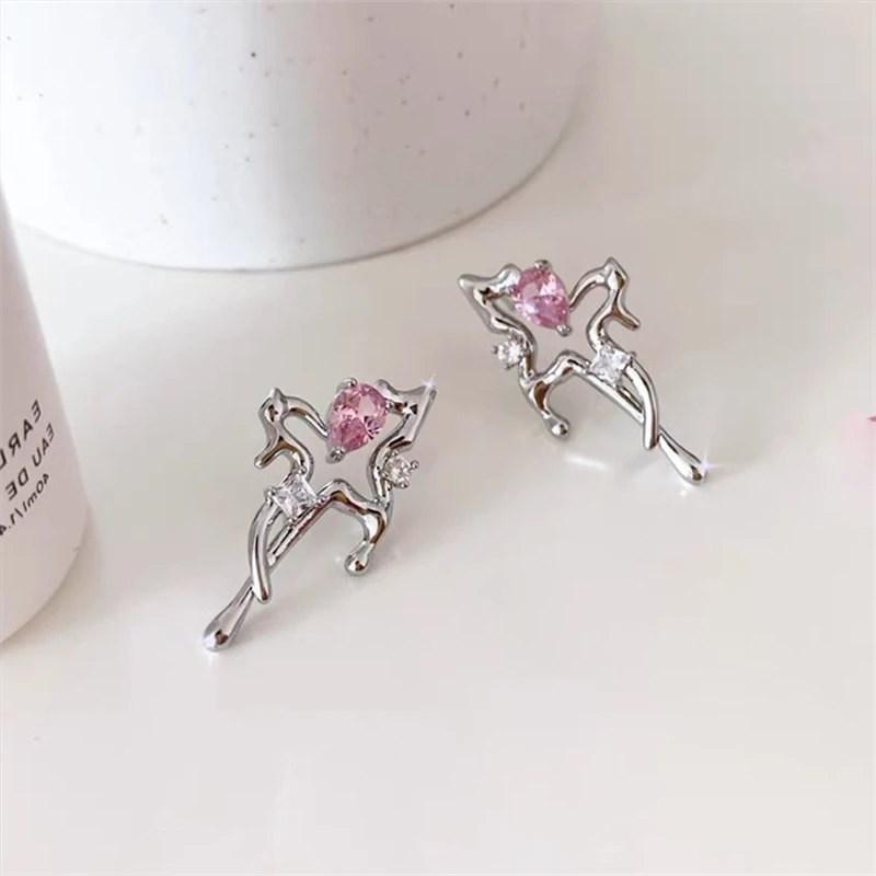 New Cool Liquid Metal Geometric Irregular Zircon Earrings For Woman Girls Earrings Jewelry Wholesale
New Cool Liquid Metal Geometric Irregular Zircon Earrings For Woman Girls Earrings Jewelry Wholesale