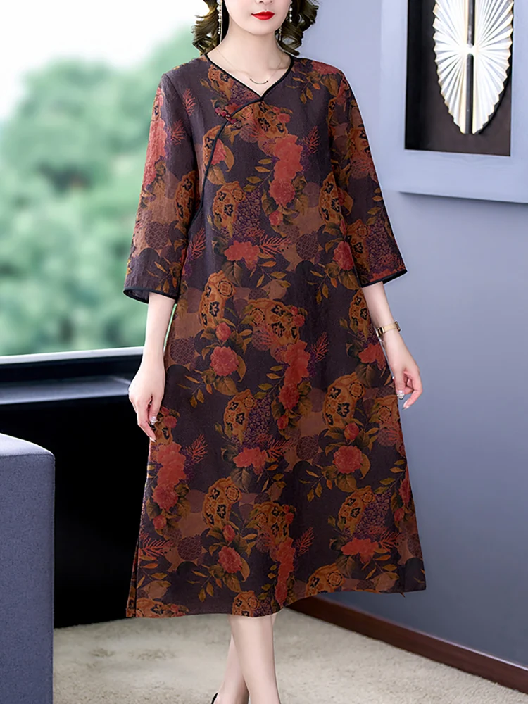 2023 Fashion Floral Silk V-Neck Midi Dress Autumn Fashion Elegant Loose Party Vestidos 2023 Korean Vintage Casual Night Dresses
2023 Fashion Floral Silk V-Neck Midi Dress Autumn Fashion Elegant Loose Party Vestidos 2023 Korean Vintage Casual Night Dresses