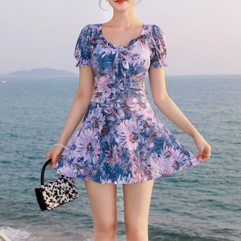 2023 Women Fashion Summer Floral Print Slim V Neck Short Sexy Push Up Mini Beach Dress
2023 Women Fashion Summer Floral Print Slim V Neck Short Sexy Push Up Mini Beach Dress