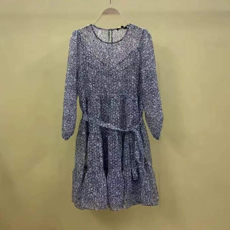 2022 Spring and Summer New Girls' Black and White Floral Round Neck Lace Up Two-piece Fashionable and Elegant Dress
2022 Spring and Summer New Girls' Black and White Floral Round Neck Lace Up Two-piece Fashionable and Elegant Dress