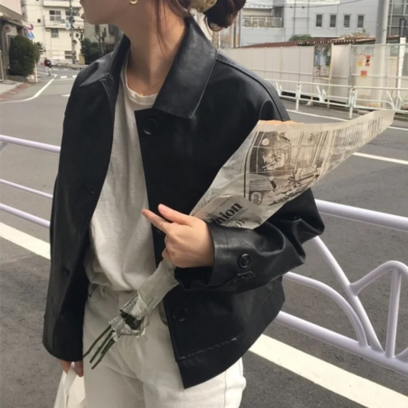 Aoottii New 2022 Autumn Winter Women's Leather Jackets Outerwear High Street Oversize Faux Leather Wild Short Tops JK7963
Aoottii New 2022 Autumn Winter Women's Leather Jackets Outerwear High Street Oversize Faux Leather Wild Short Tops JK7963