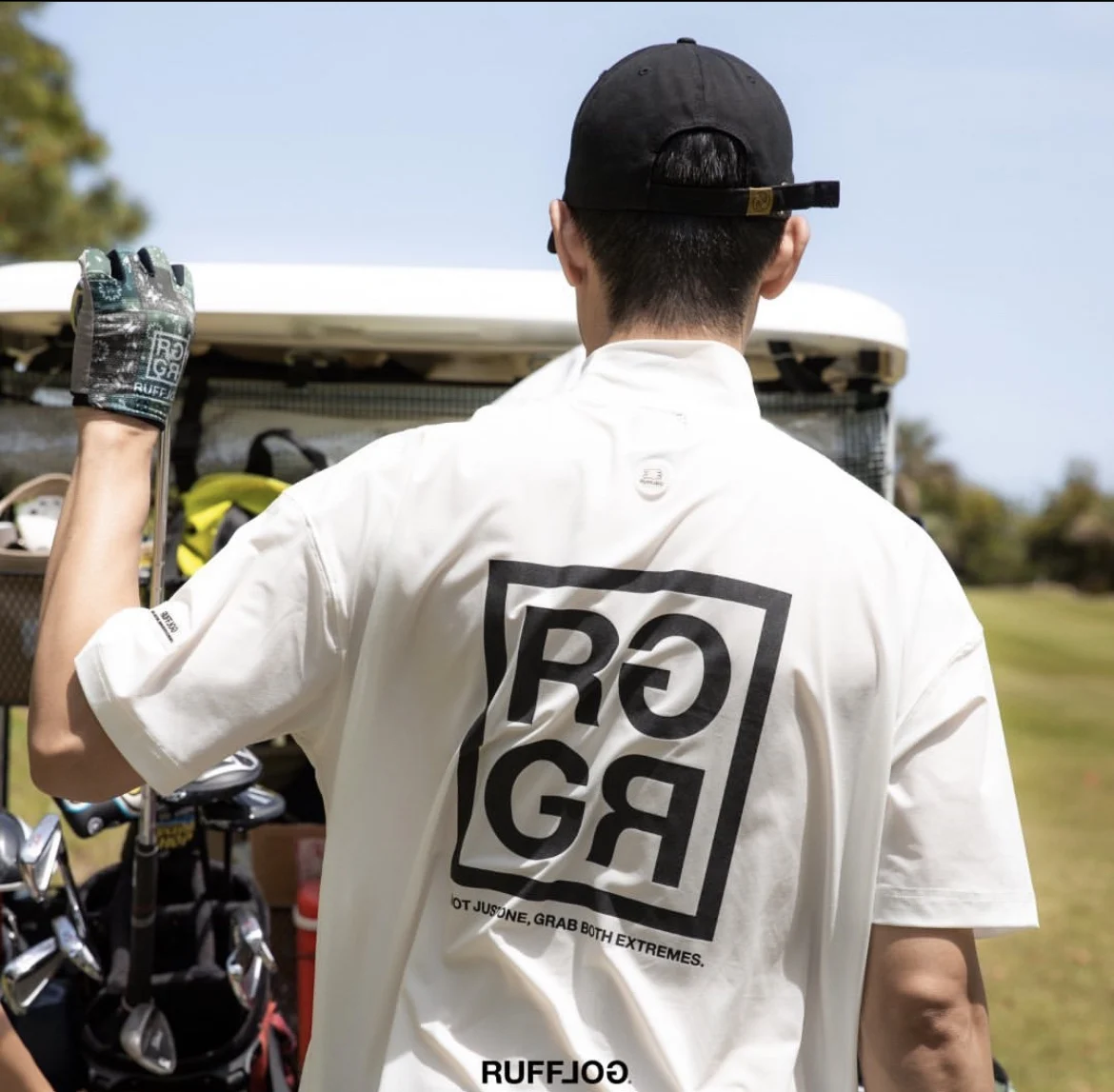 Japanese Trend High-end Sports Golf Men's Short Sleeved T-shirt Fashion Small High Neck Top Quick Drying
Japanese Trend High-end Sports Golf Men's Short Sleeved T-shirt Fashion Small High Neck Top Quick Drying