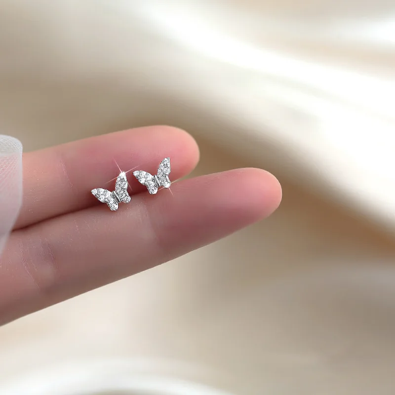 925 Silver Needle Shiny Zircon Butterfly Earring Sweet Student Jewelry Accessories French Simple Crystal Bud Stud Earrings
925 Silver Needle Shiny Zircon Butterfly Earring Sweet Student Jewelry Accessories French Simple Crystal Bud Stud Earrings