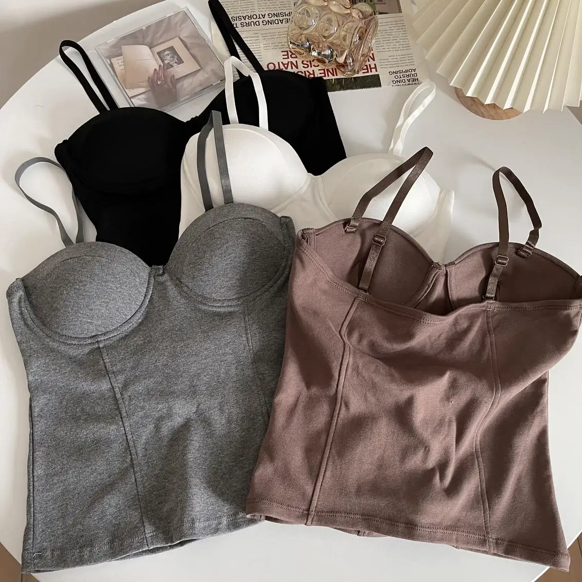 Tank Wireless Push Up Padded Vest Crop Top Women Sleeveless Tee Camisole Feminino Cami Tops Summer Clothing
Tank Wireless Push Up Padded Vest Crop Top Women Sleeveless Tee Camisole Feminino Cami Tops Summer Clothing