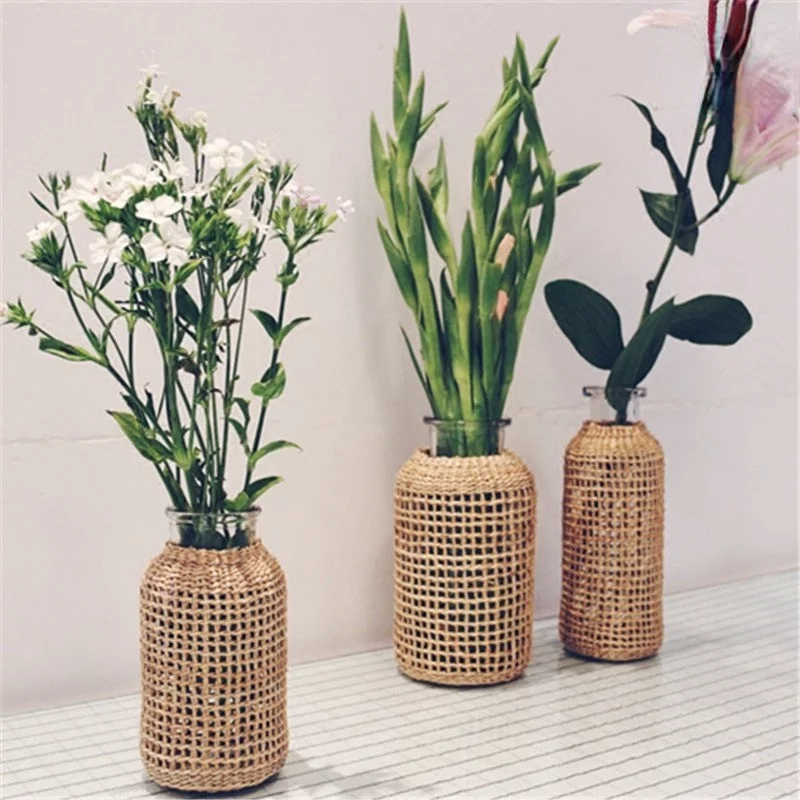Handmade Straw Woven Glass Vase Creative Crafts Home Decoration Ornaments 
Handmade Straw Woven Glass Vase Creative Crafts Home Decoration Ornaments