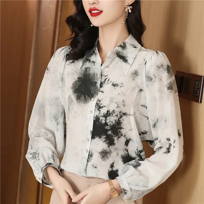 Satin Printed Vintage Women's Shirts New FASHION Silk Blouses Loose Polo Necks Ladies Clothing Spring/Summer Long Sleeves Tops
Satin Printed Vintage Women's Shirts New FASHION Silk Blouses Loose Polo Necks Ladies Clothing Spring/Summer Long Sleeves Tops