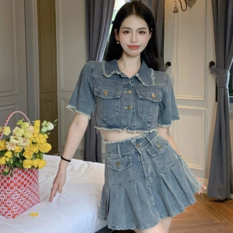 Hotsweet Denim Skirt Sets Women Summer New Vintage High Waist Folds A-line Streetwear Pocket TASSEL Button Top + Skirt Two Piece
Hotsweet Denim Skirt Sets Women Summer New Vintage High Waist Folds A-line Streetwear Pocket TASSEL Button Top + Skirt Two Piece