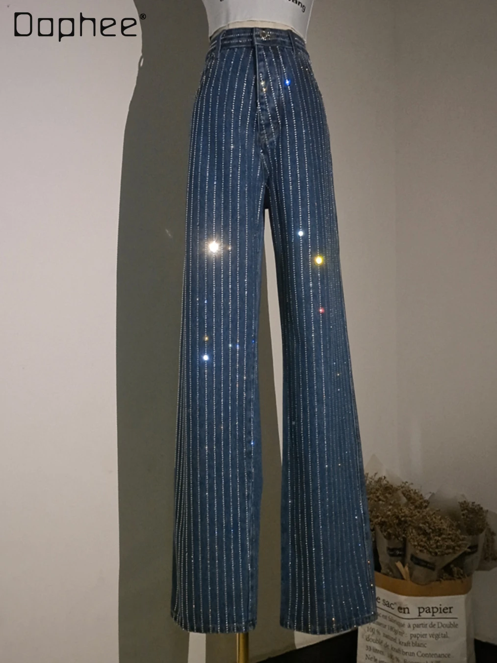 Loose All-Matching Striped Rhinestone Jeans Woman 2022 Spring and Summer New Vintage High Waist Straight Denim Mopping Pants
Loose All-Matching Striped Rhinestone Jeans Woman 2022 Spring and Summer New Vintage High Waist Straight Denim Mopping Pants