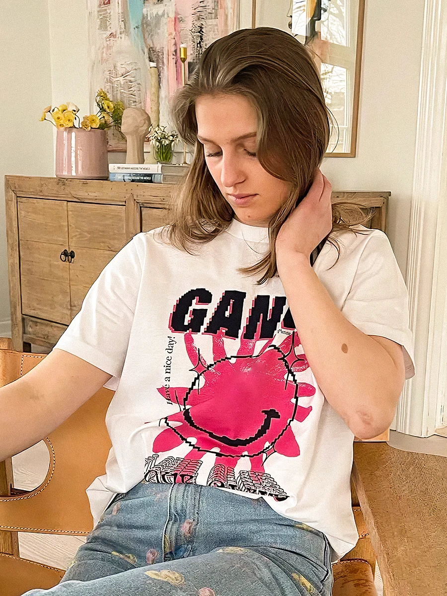 Smiley Letter Print Tee Shirt Summer Women Short Sleeve T-shirt O-neck Cotton T-shirt Tops Femme Casual Classic Loose Tshirt Top
Smiley Letter Print Tee Shirt Summer Women Short Sleeve T-shirt O-neck Cotton T-shirt Tops Femme Casual Classic Loose Tshirt Top