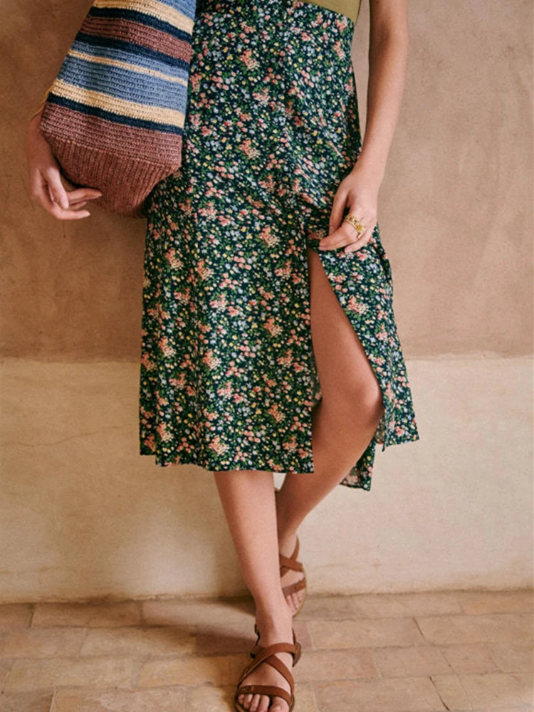 Women 100% Polyester Floral Midi Skirt 2021 Summer New High Waist Split Long Skirts Vintage A-Line New Fashion
Women 100% Polyester Floral Midi Skirt 2021 Summer New High Waist Split Long Skirts Vintage A-Line New Fashion
