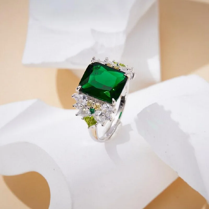 Europe America Style High-end Jewelry Women Lady Settings Green Square Cubic Zircon Silver Color Ring US6-US8
Europe America Style High-end Jewelry Women Lady Settings Green Square Cubic Zircon Silver Color Ring US6-US8