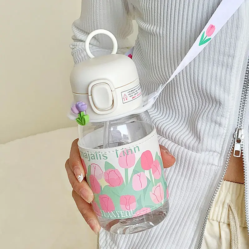 450ml Cute Tulips Water Bottle Transparent Plastic Bottle with Straw Portable Kawaii Drinking Cup Milk Juice Bottles Girl Gifts
450ml Cute Tulips Water Bottle Transparent Plastic Bottle with Straw Portable Kawaii Drinking Cup Milk Juice Bottles Girl Gifts
