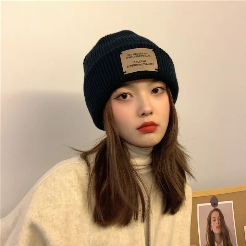 Hat Fashion Retro Paste Cloth Couple Wool Hat Female Winter Japanese Warm Student Korean Version Ins Ear Protection Knitted Hat
Hat Fashion Retro Paste Cloth Couple Wool Hat Female Winter Japanese Warm Student Korean Version Ins Ear Protection Knitted Hat
