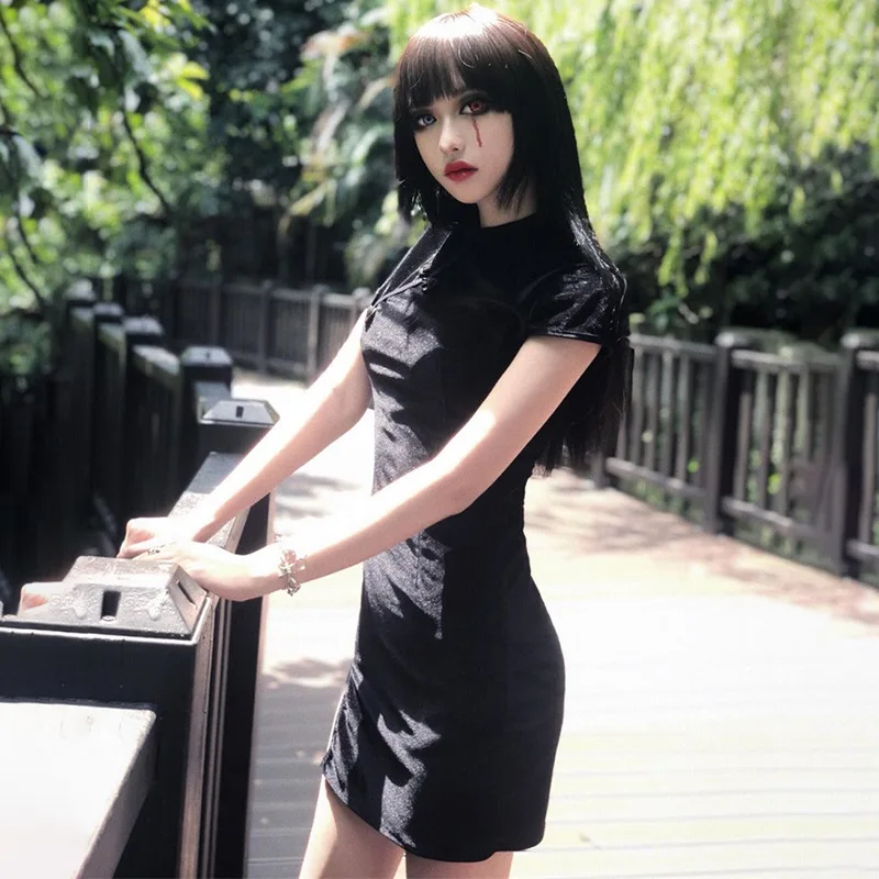 2022 Summer New Improved Cheongsam Temperament Commuter Fashion All-match Casual Street Slim Slit Black Dress
2022 Summer New Improved Cheongsam Temperament Commuter Fashion All-match Casual Street Slim Slit Black Dress