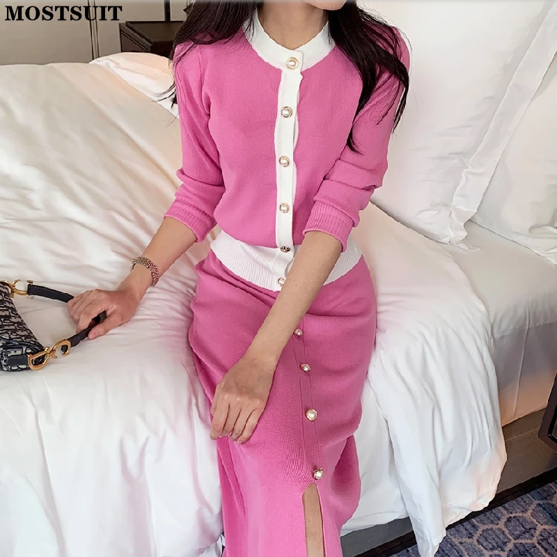 Elegant Knitted Two Piece Skirt Set Women 2022 Autumn Long Sleeve Cardigan & Split Pencil Skirt Vintage Fashion Ladies Skirt Set
Elegant Knitted Two Piece Skirt Set Women 2022 Autumn Long Sleeve Cardigan & Split Pencil Skirt Vintage Fashion Ladies Skirt Set