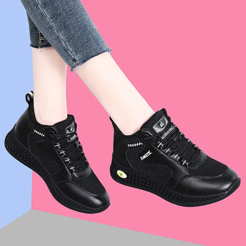 2022 Autumn and Winter New Velvet Warm Sneakers Women's Soft Sole Casual Running Shoes Joker Comfortable Work Travel Shoes
2022 Autumn and Winter New Velvet Warm Sneakers Women's Soft Sole Casual Running Shoes Joker Comfortable Work Travel Shoes