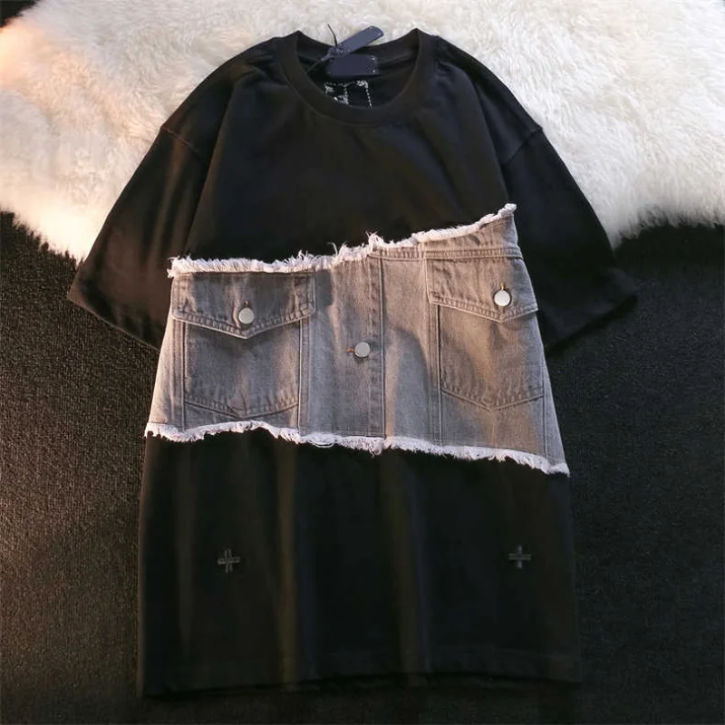 Retro high street hiphop denim stitching t-shirt men and women summer loose ins Hong Kong style couple short-sleeved top
Retro high street hiphop denim stitching t-shirt men and women summer loose ins Hong Kong style couple short-sleeved top