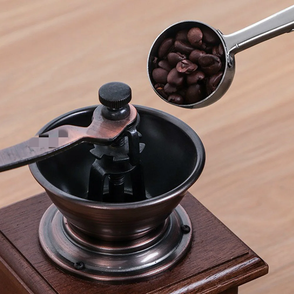 1PCS Coffee Scoop Two-in-One With Clip Measuring Spoon Kitchen Supply Sealing Stainless Steel Fresh Tea Coffee For Kitchen Tools
1PCS Coffee Scoop Two-in-One With Clip Measuring Spoon Kitchen Supply Sealing Stainless Steel Fresh Tea Coffee For Kitchen Tools