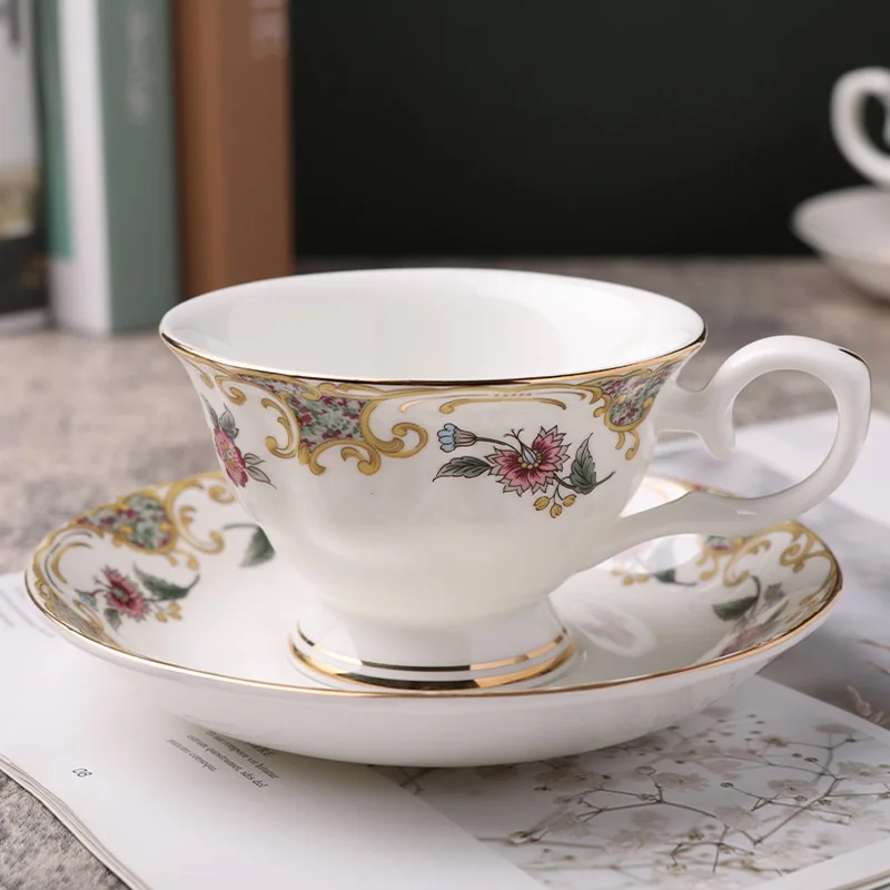 Ceramic Nordic Coffee Cup Luxury Art Chinese English Tea Cup Reusable Girls Flower Gobelet Reutilisable Coffee Cup Decoration
Ceramic Nordic Coffee Cup Luxury Art Chinese English Tea Cup Reusable Girls Flower Gobelet Reutilisable Coffee Cup Decoration