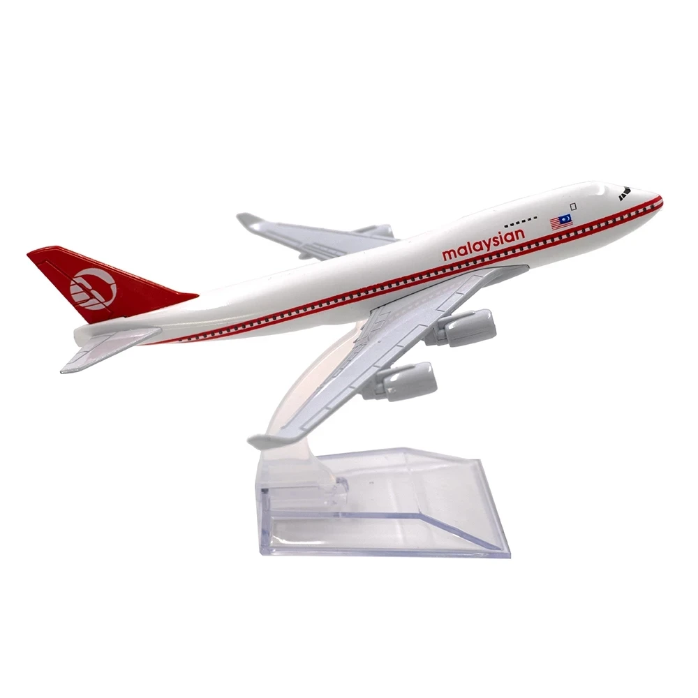 Модель самолета из металлического сплава, 16 см, авиакомпании B777, модель самолета из Канады, Боинг 777, авиакомпания, модель самолета, подарки
Модель самолета из металлического сплава, 16 см, авиакомпании B777, модель самолета из Канады, Боинг 777, авиакомпания, модель самолета, подарки