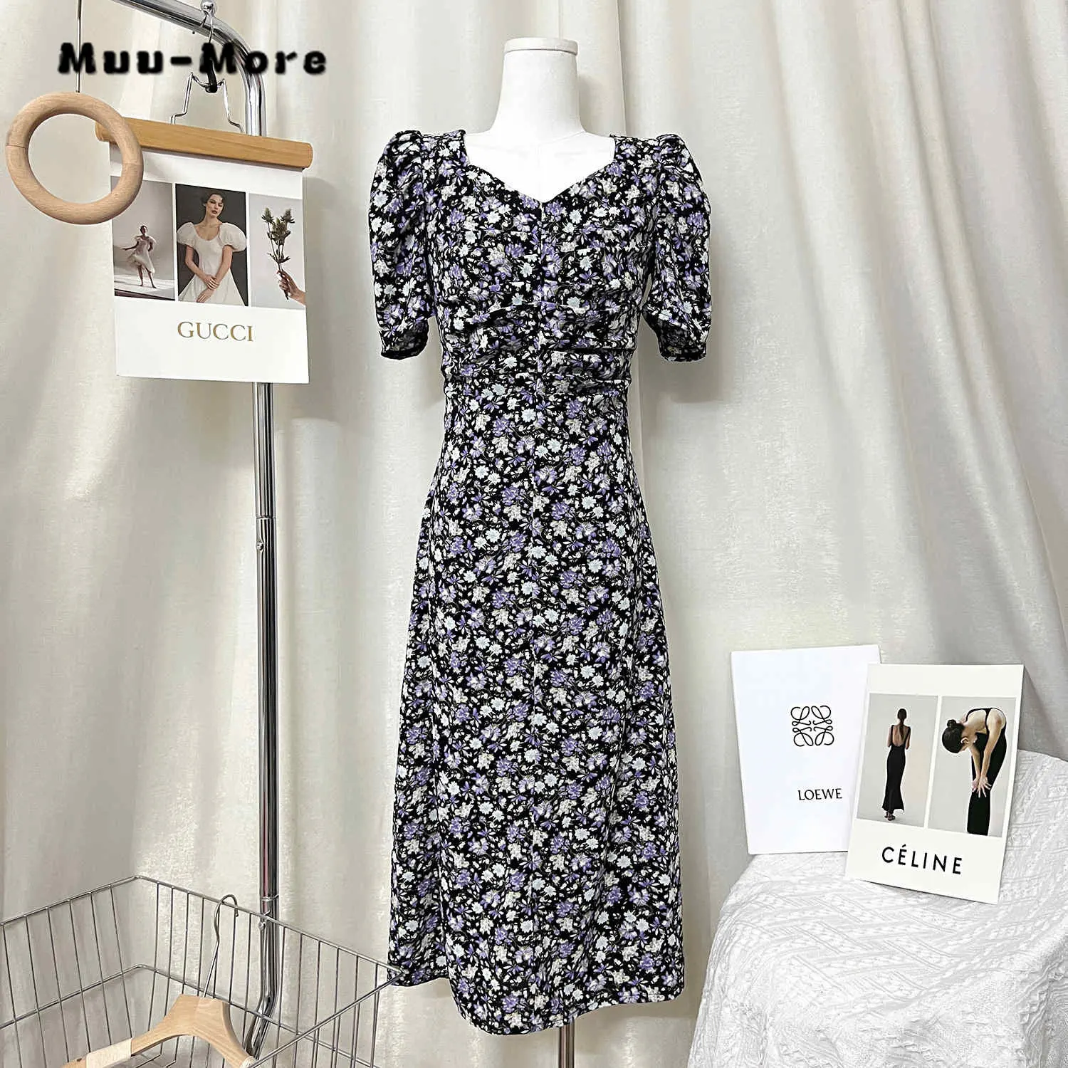 2023 Summer Floral Print Vintage Short Sleeve V-neck Mid Long Dresses Women's Elegant Classic Office Lady A-Line Chiffon Dress
2023 Summer Floral Print Vintage Short Sleeve V-neck Mid Long Dresses Women's Elegant Classic Office Lady A-Line Chiffon Dress