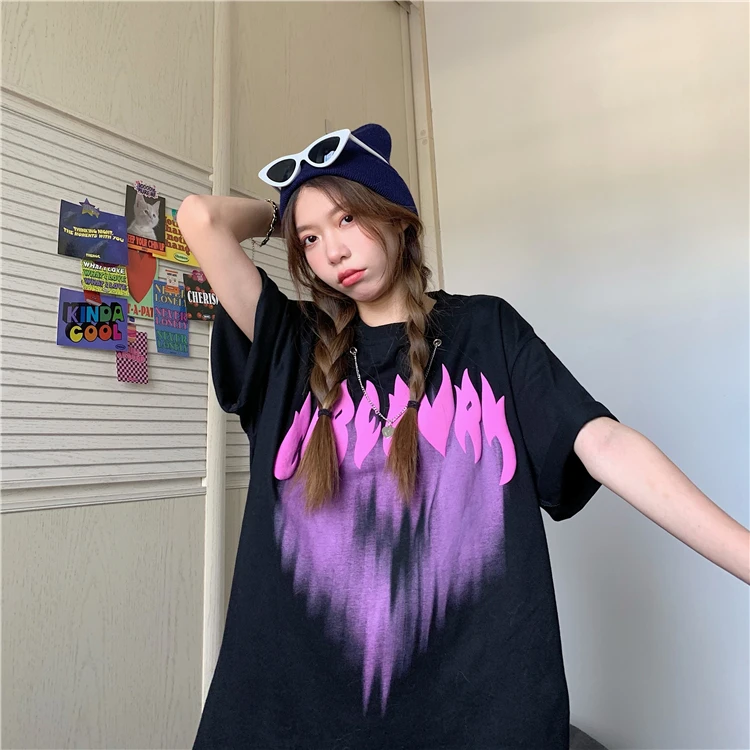 6791 women Loose flame love necklace design niche half-sleeved BF wind couple short-sleeved T-shirt
6791 women Loose flame love necklace design niche half-sleeved BF wind couple short-sleeved T-shirt