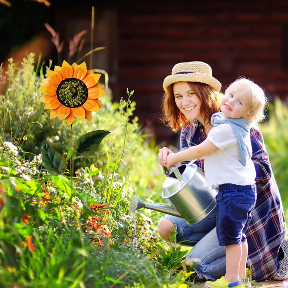 New Metal Sunflower Wind Spinner Rotating Windmill Outdoor Decorative Ornaments for Patio Lawn Yard Garden Easy to Install
New Metal Sunflower Wind Spinner Rotating Windmill Outdoor Decorative Ornaments for Patio Lawn Yard Garden Easy to Install
