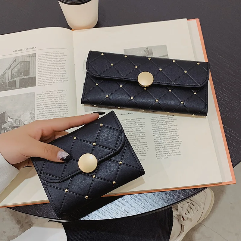 New Korean Style Fashion Rivet Women Wallet Ladies Diamond Multi Card Bag Folding Long Clutch Bag Wallet For Women Women'S Purse
New Korean Style Fashion Rivet Women Wallet Ladies Diamond Multi Card Bag Folding Long Clutch Bag Wallet For Women Women'S Purse