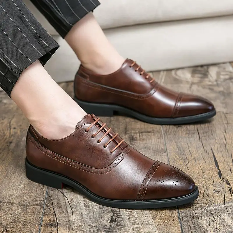 Business Formal Wear Leather Shoes Men's Breathable Korean Style Casual Wedding Bridegroom British Style Height Increasing Insol
Business Formal Wear Leather Shoes Men's Breathable Korean Style Casual Wedding Bridegroom British Style Height Increasing Insol