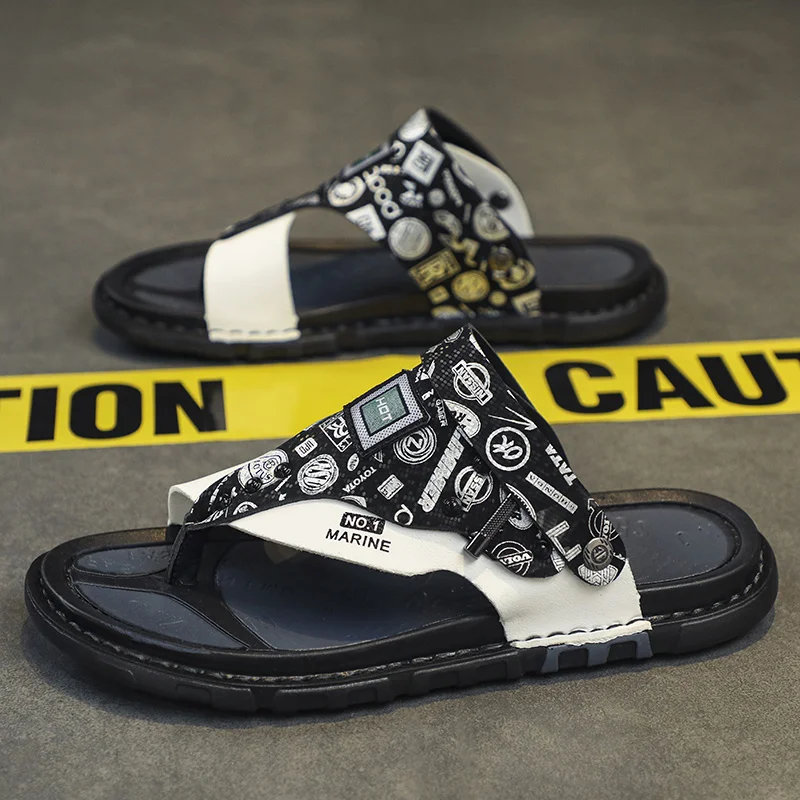 Шлепанцы мужские для дома и пляжа, повседневные сандалии на платформе, роскошная Спортивная кожаная обувь на плоской подошве, лето 
Шлепанцы мужские для дома и пляжа, повседневные сандалии на платформе, роскошная Спортивная кожаная обувь на плоской подошве, лето