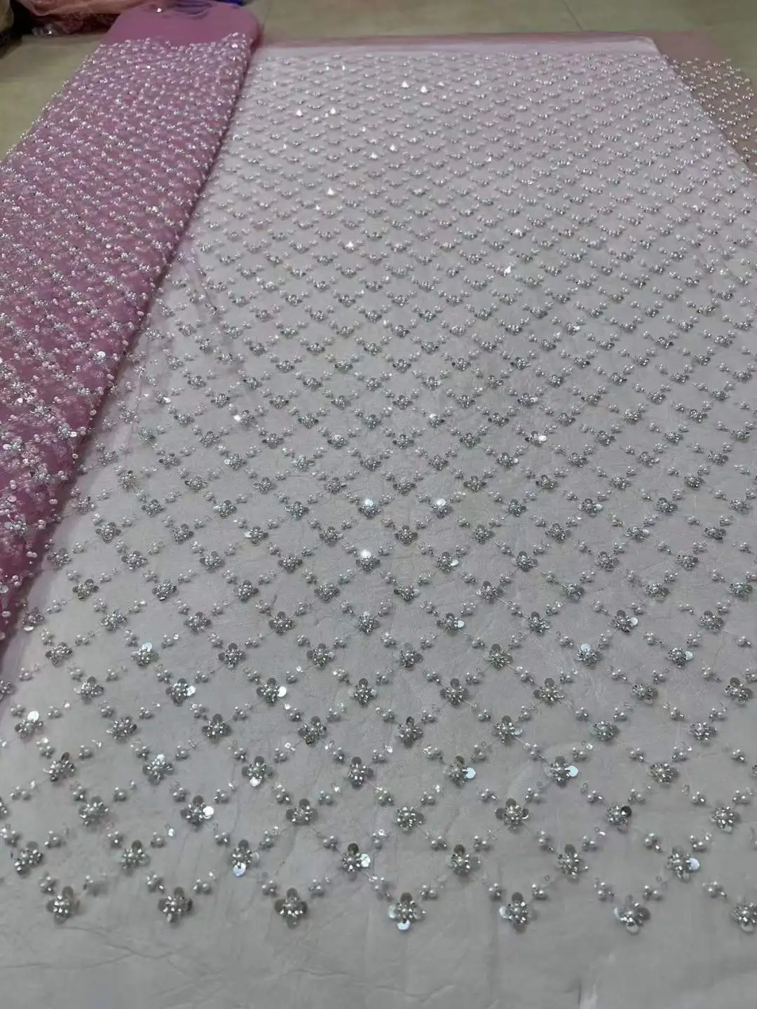 Pink High Quality African Handmade Beaded Sequins Lace Fabric French Luxury Embroidery Lace Fabric For Nigerian Wedding
Pink High Quality African Handmade Beaded Sequins Lace Fabric French Luxury Embroidery Lace Fabric For Nigerian Wedding