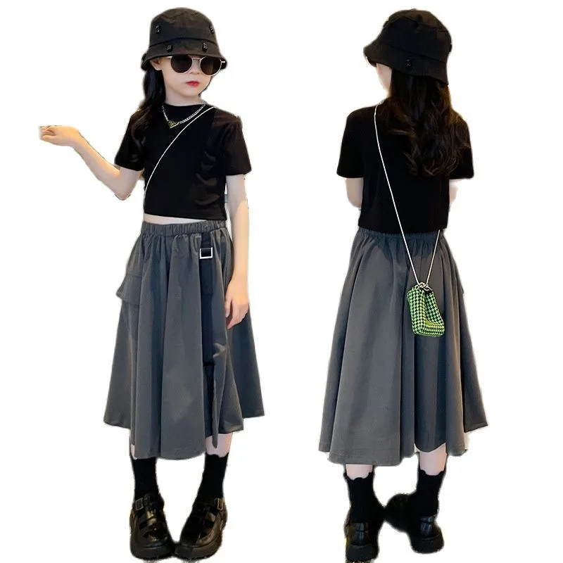 Girls Clothes Summer Fashion Suit Short Sleeve Top + Skirt 2pcs Toddler Clothing T-shirt Children College style Street wear Set
Girls Clothes Summer Fashion Suit Short Sleeve Top + Skirt 2pcs Toddler Clothing T-shirt Children College style Street wear Set