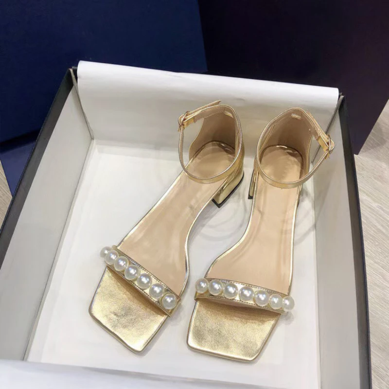 Pearl Shoes Fairy Style 2021 Summer Fashion Sexy One-word Buckle Casual Open Toe Thick Heel Sandals Women
Pearl Shoes Fairy Style 2021 Summer Fashion Sexy One-word Buckle Casual Open Toe Thick Heel Sandals Women
