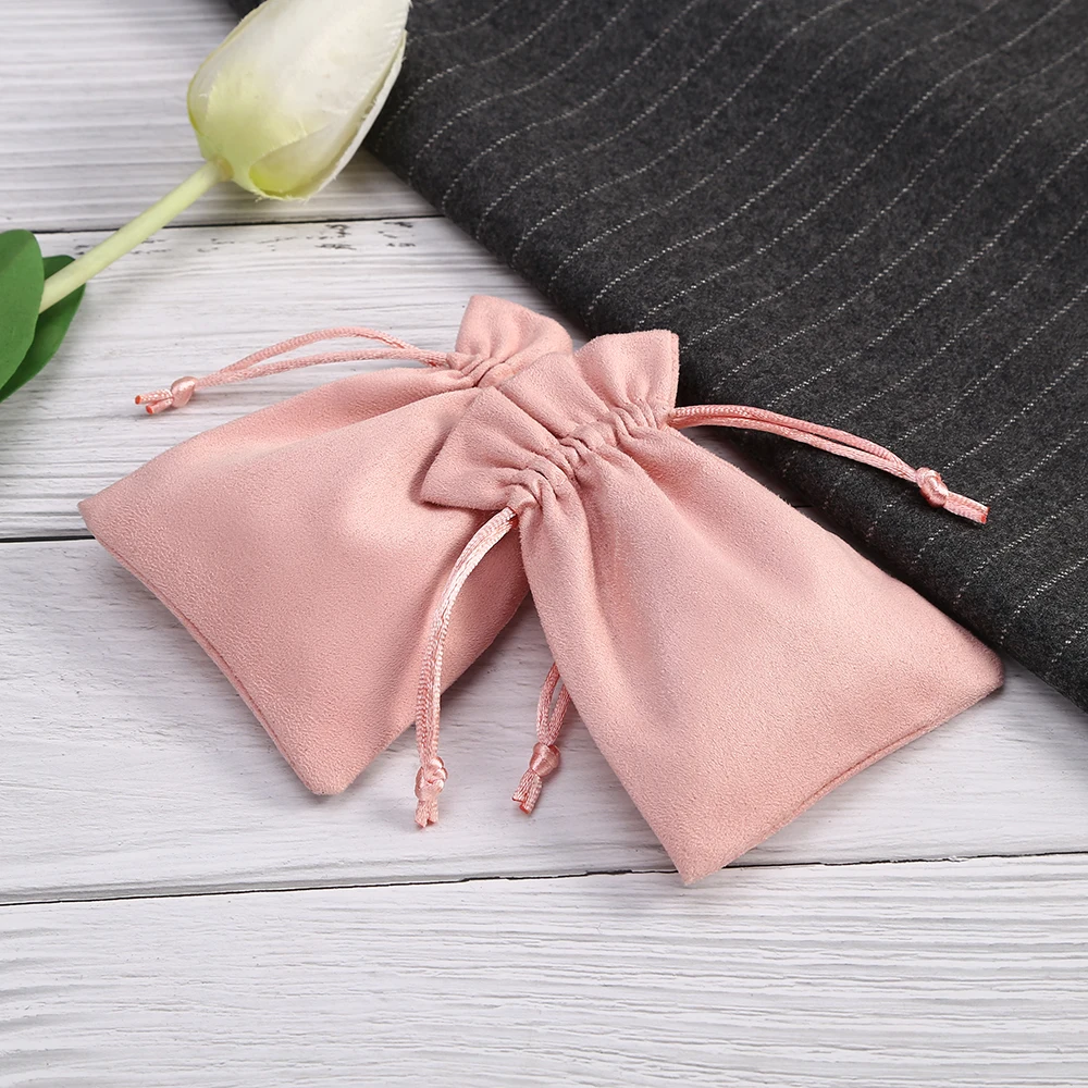 5pcs Velvet Jewelry Gift Bags Christmas Wedding favors Candy Bags Party Decoration Drawable Jewelry Flannel Packaging Pouches
5pcs Velvet Jewelry Gift Bags Christmas Wedding favors Candy Bags Party Decoration Drawable Jewelry Flannel Packaging Pouches