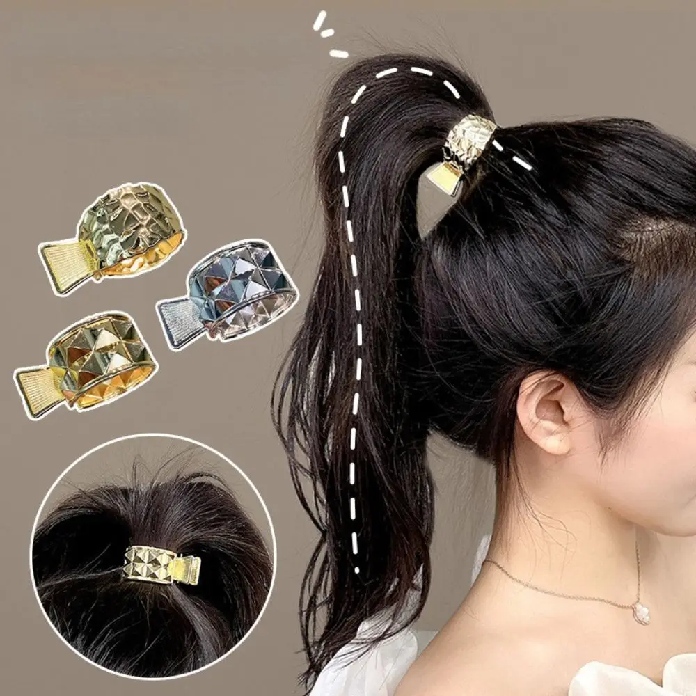 Женская Винтажная заколка для волос, элегантная Геометрическая заколка с небольшими крапанами, заколка для волос с фиксированным высоким к...
Женская Винтажная заколка для волос, элегантная Геометрическая заколка с небольшими крапанами, заколка для волос с фиксированным высоким к...
