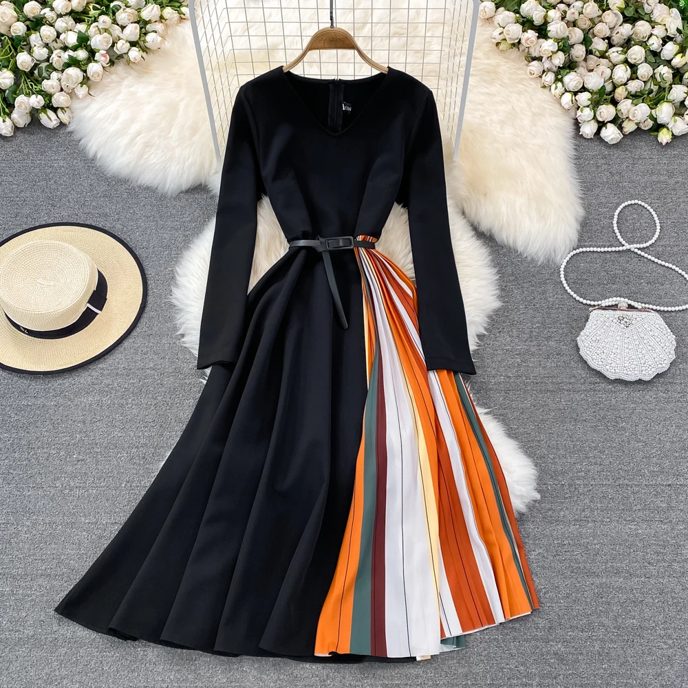 2022 Spring New Fashion Elegant Temperament Large Swing Long Dress Slim Waist Stitching Gradient Pleated Dress
2022 Spring New Fashion Elegant Temperament Large Swing Long Dress Slim Waist Stitching Gradient Pleated Dress