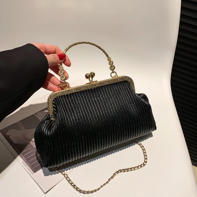 Pleated Messenger Bag Chain Purse Metal Handle Luxury Designer Handbag Tote Bags for Women Women's Female 2022 Trend Shoulder
Pleated Messenger Bag Chain Purse Metal Handle Luxury Designer Handbag Tote Bags for Women Women's Female 2022 Trend Shoulder
