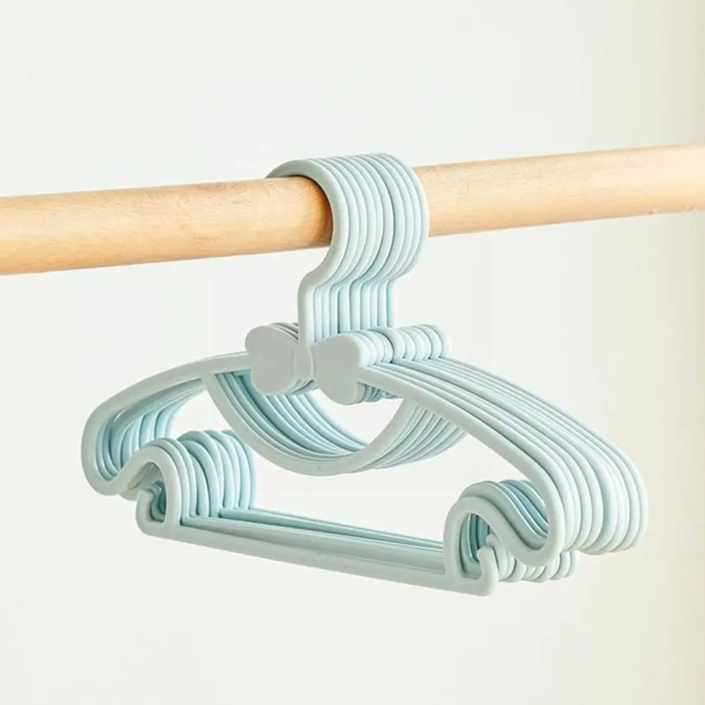 5pcs Baby Clothes Hangers Babies Garment Plastic Storage Hanger Windproof Coats Portable Children Hangers Rack Display Orga Q1l3
5pcs Baby Clothes Hangers Babies Garment Plastic Storage Hanger Windproof Coats Portable Children Hangers Rack Display Orga Q1l3