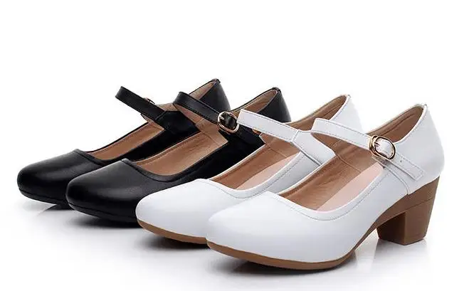 2022 new Female shoes summer new style sandals and slippers, soft bottom indoor baomao M-1089
2022 new Female shoes summer new style sandals and slippers, soft bottom indoor baomao M-1089