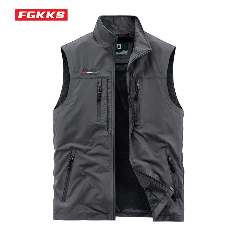 Men's Leisure Vest Jacket Solid Color Toolin Style Waistcoat Tin Fisin ikin Multi-Pocket Casual Loose Vest for Men
Men's Leisure Vest Jacket Solid Color Toolin Style Waistcoat Tin Fisin ikin Multi-Pocket Casual Loose Vest for Men