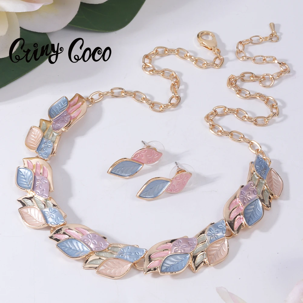 Cring Coco Metal Necklaces Big Pendant Female Flower Choker New in Jewelry Vintage Chains Necklace Christmas Gift for Women 2022
Cring Coco Metal Necklaces Big Pendant Female Flower Choker New in Jewelry Vintage Chains Necklace Christmas Gift for Women 2022