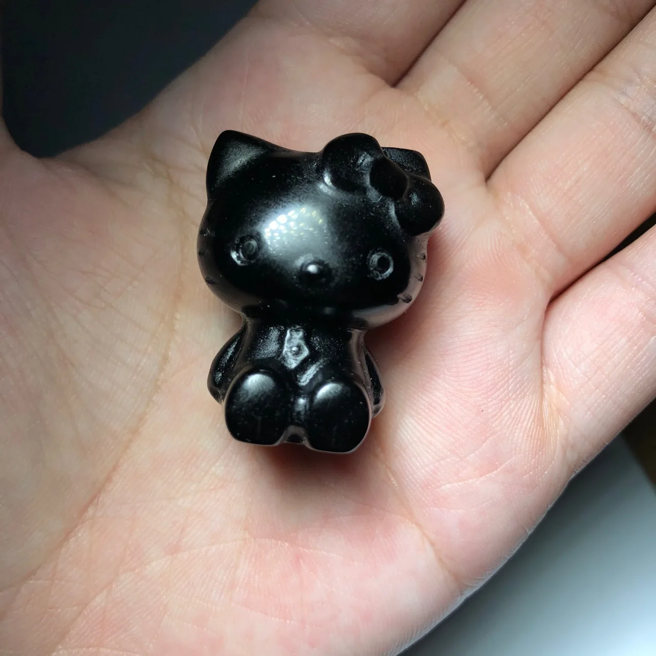 Новый Sanrio Hellokitty резьба из натурального кристалла ремесла Мультфильм орнамент Китти украшения через границу горячая Распродажа Kawaii Девушки...
Новый Sanrio Hellokitty резьба из натурального кристалла ремесла Мультфильм орнамент Китти украшения через границу горячая Распродажа Kawaii Девушки...