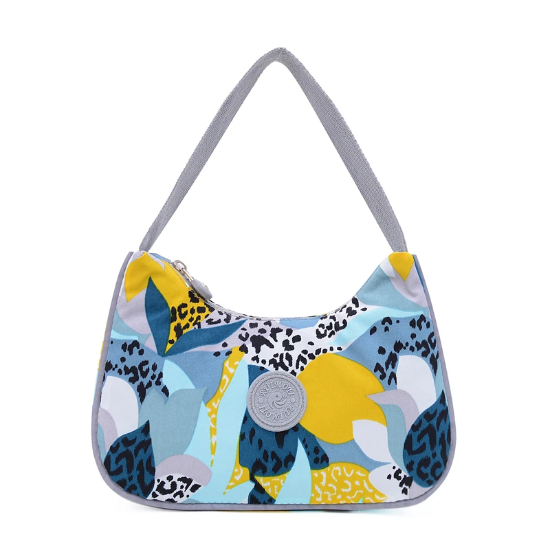 Women Bag Mini Shoulder Bags Female Winter Nylon Fabric Underarm Bags Crescent Shape Tote Bag Women Small Purse Shopping Bag sac
Women Bag Mini Shoulder Bags Female Winter Nylon Fabric Underarm Bags Crescent Shape Tote Bag Women Small Purse Shopping Bag sac
