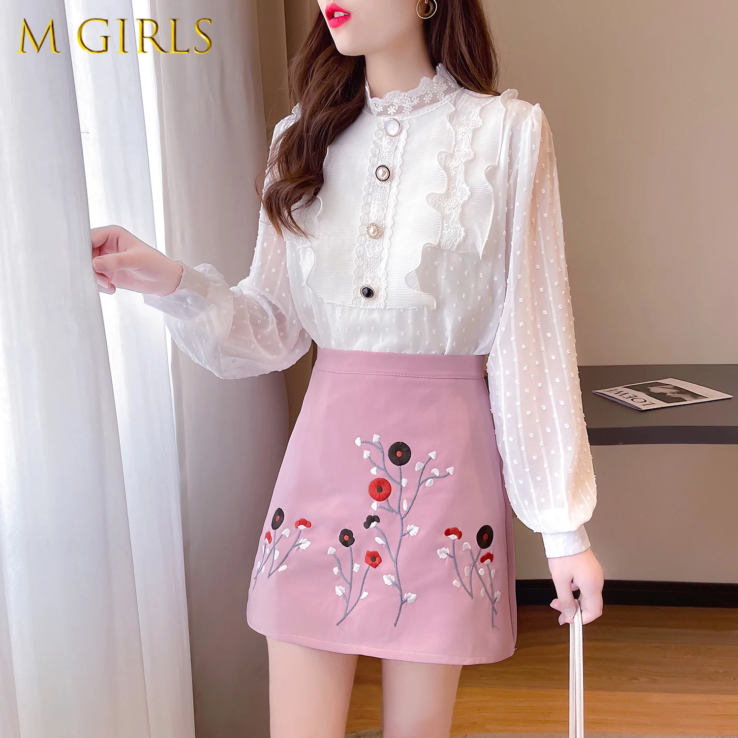 New Arrival Two Piece Set 2021 Spring New Women Long Lantern Sleeve White Chiffon Top + High Waist Embroidered A-Line Skirt Sets
New Arrival Two Piece Set 2021 Spring New Women Long Lantern Sleeve White Chiffon Top + High Waist Embroidered A-Line Skirt Sets